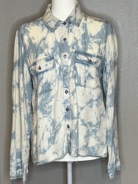 Guess Light Blue and Cream Tie-Dye Button-Down Shirt